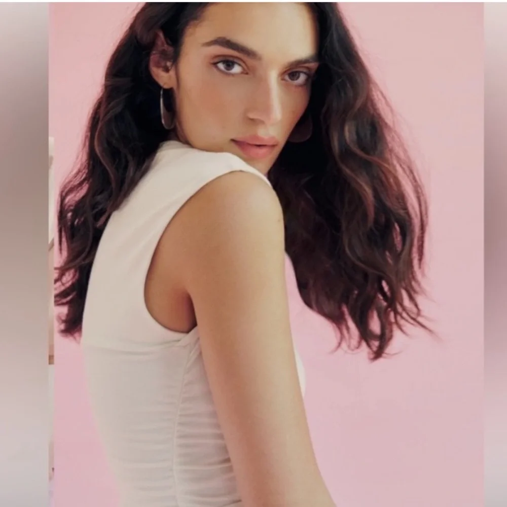 Reformation Reeva Bodysuit small NWT - Picture 3 of 5